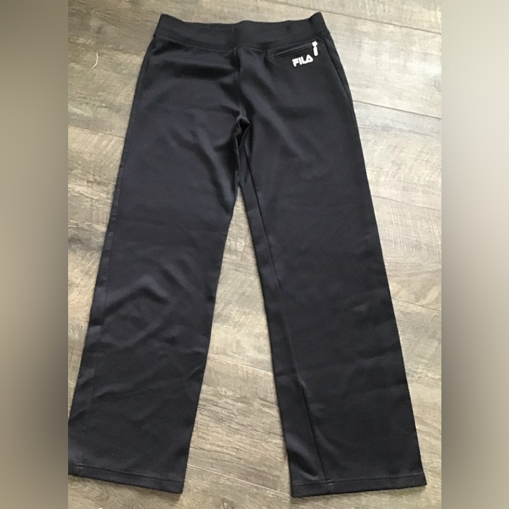 Fila wide leg sports pants.EUC